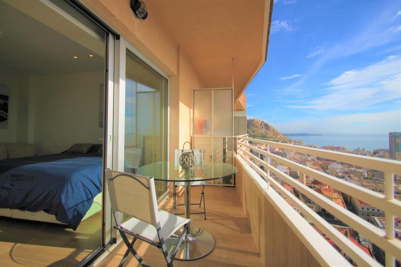Estudio De Lujo Casaturis En El Corazon De Alicante A114 Exterior photo